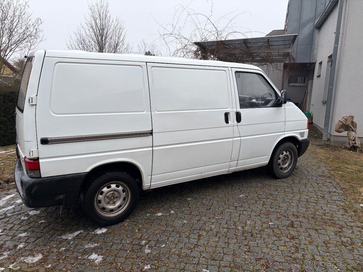 Volkswagen Transporter T4 1.9TD - 7