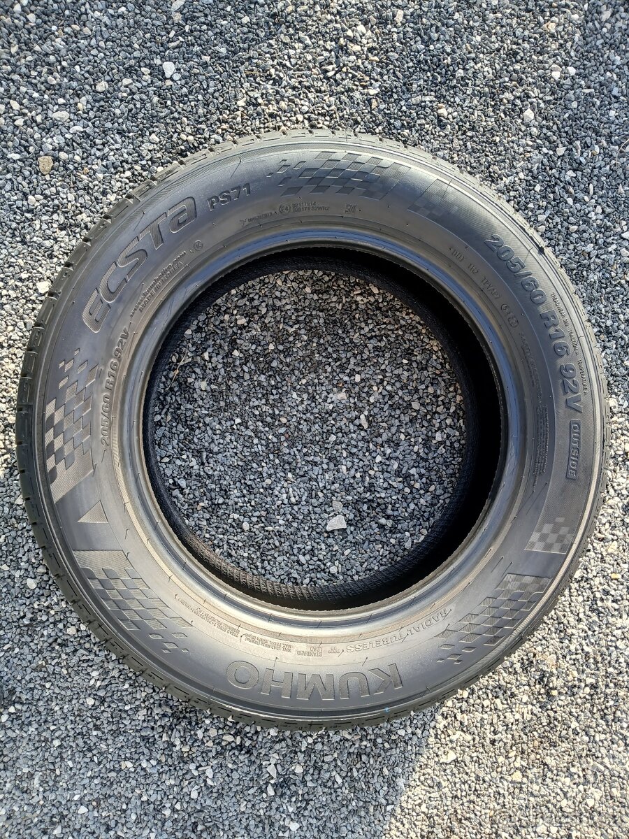 Nové letní pneu Kumho 205/60/16 - 7
