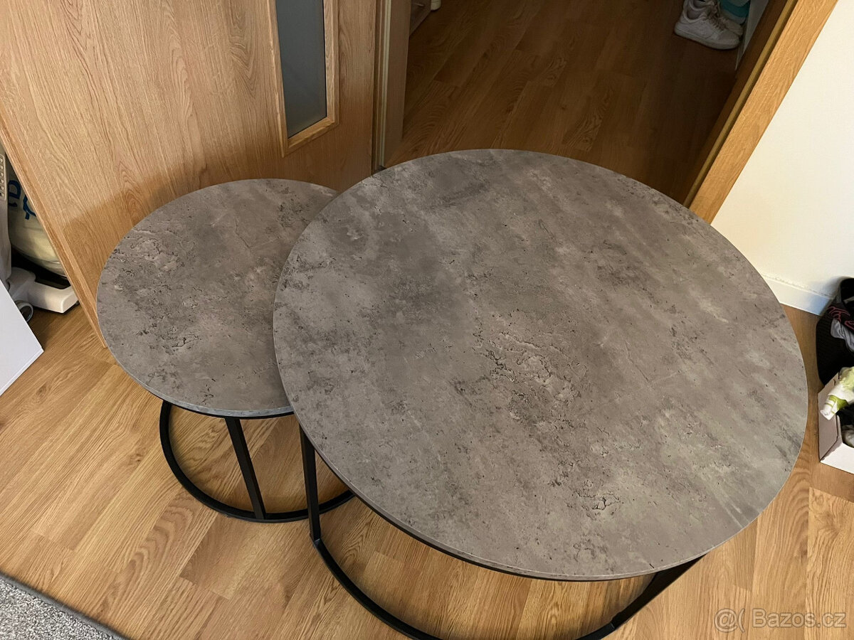 Konfereční stolek - 7