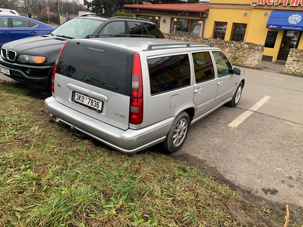 Volvo V70 - 2.5 Tdi - 103 kW , nové prahy, STK, dáln.zn. - 7