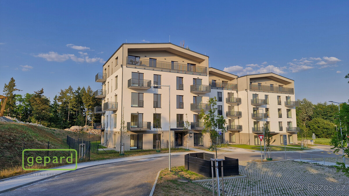 Pronájem bytu 2+k s balkonem, Slaný - 7