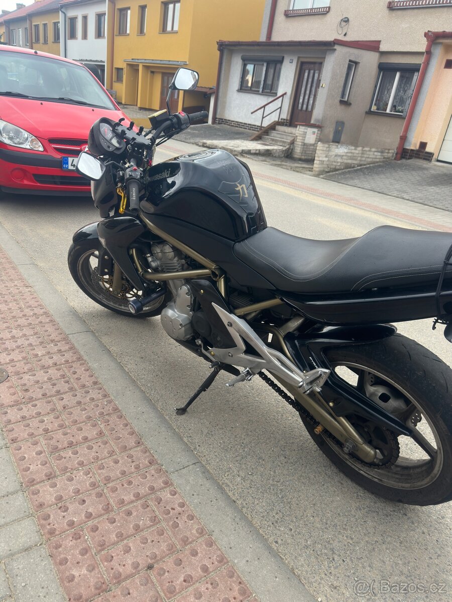 Prodám Kawasaki Er6n A2 - 7