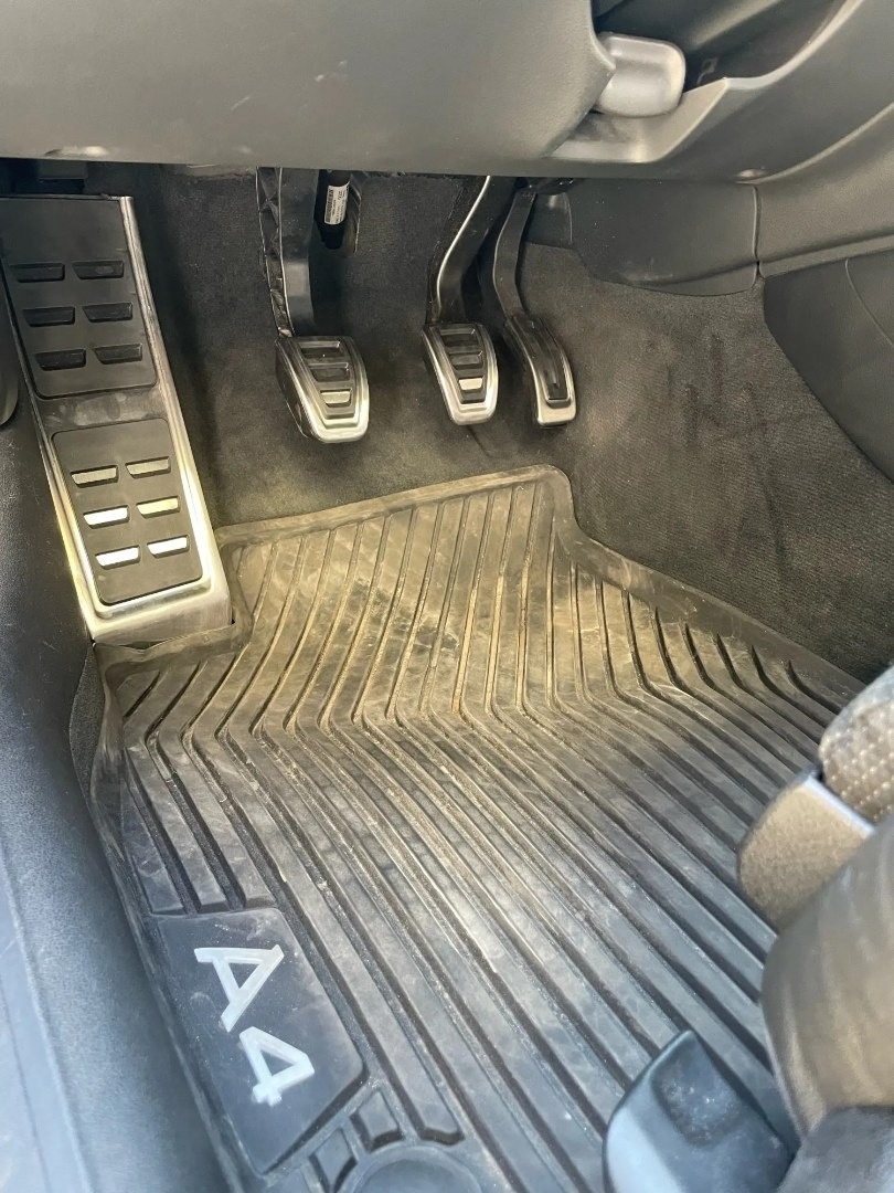 Nerezové nášlapy AUDI ŠKODA VW - 7