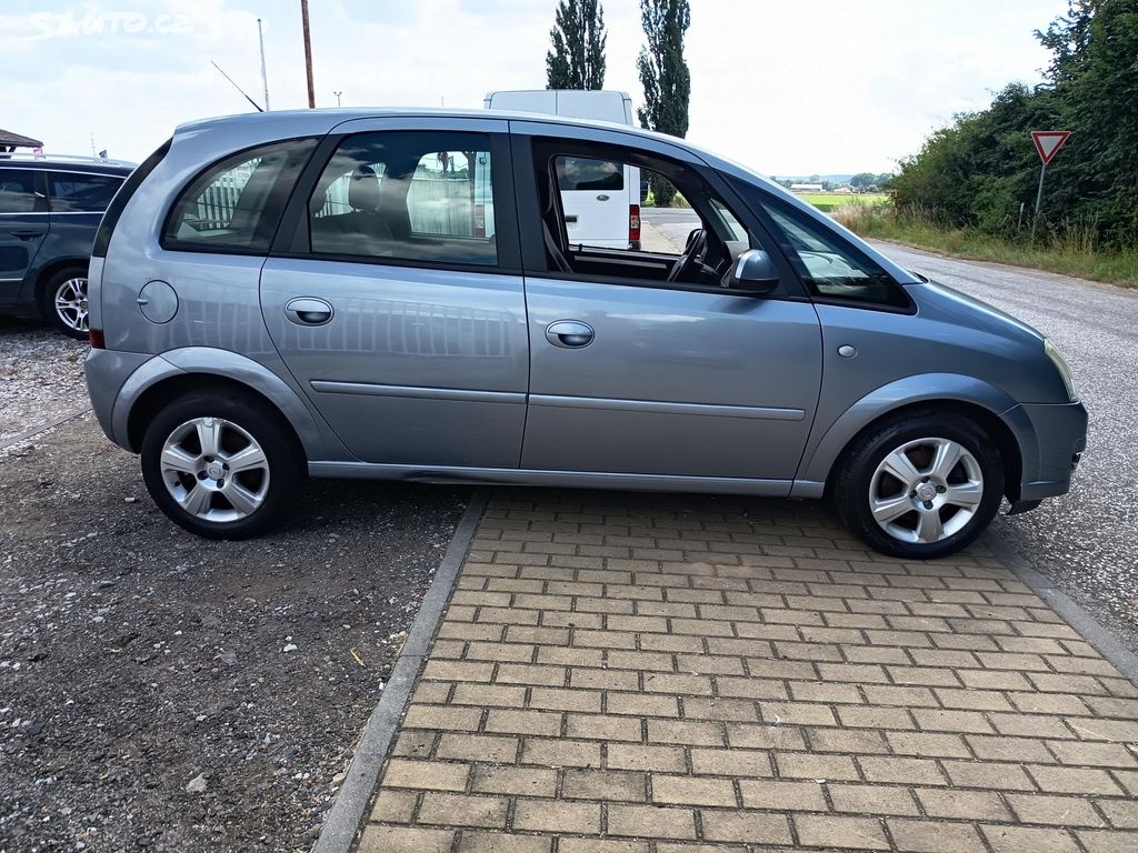 Opel Meriva 1.8i Automat//1 majitel//Serviska - 7