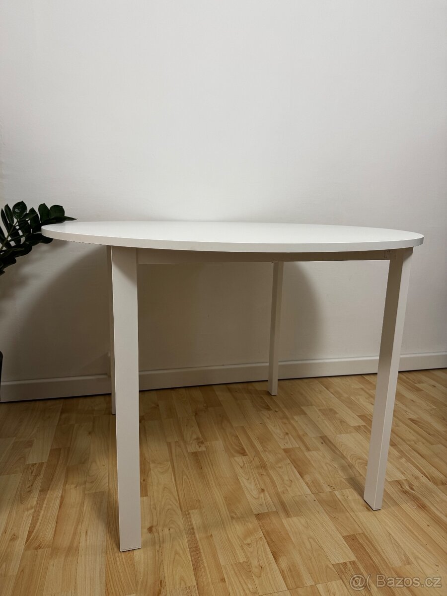 Prodám jídelní stůl IKEA VIHALS – bílý - 7