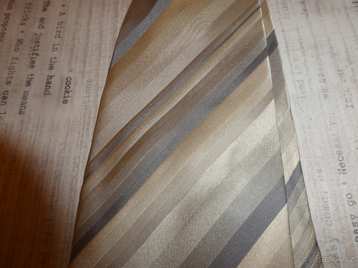 Kravaty a motýlek - 7