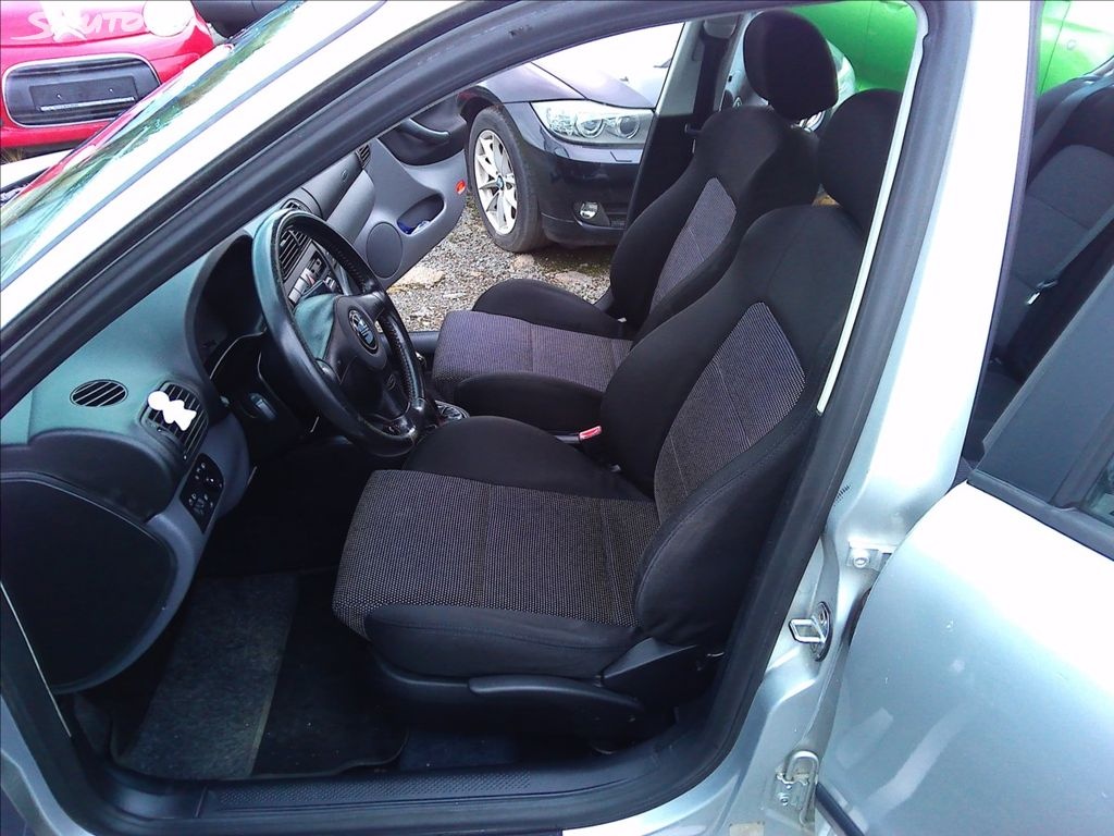 Prodám Seat Leon 1.6, 16 V - 7