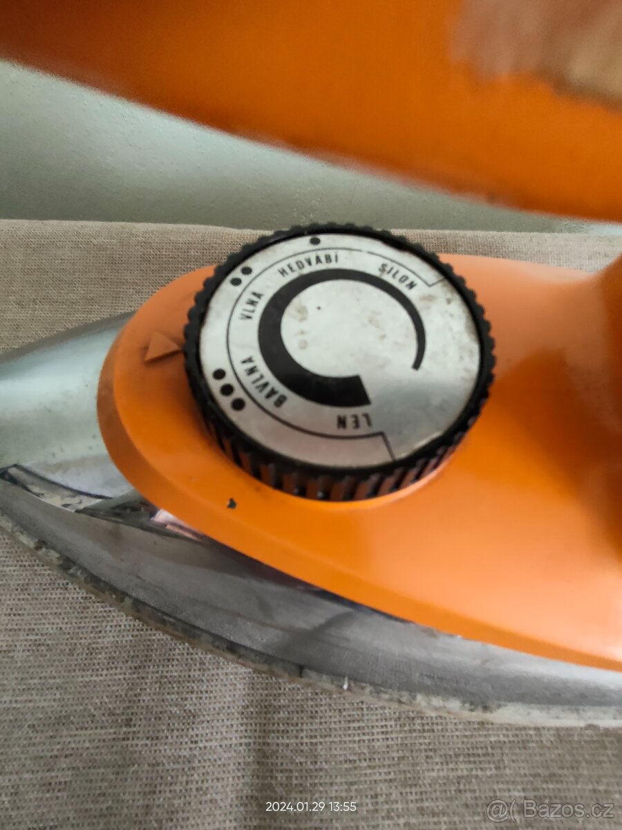 Funkční retro žehličky - 7