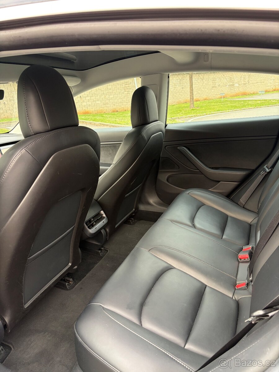 Tesla model 3 sr+ - 7