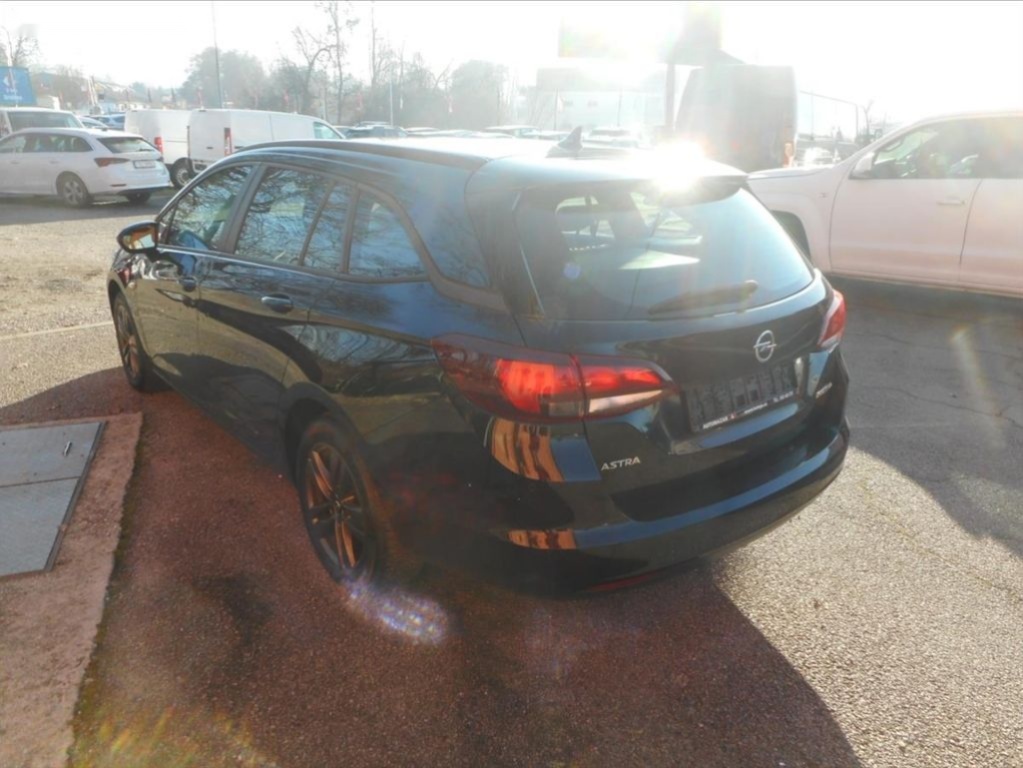 Opel Astra,1,6 CDTi SPORT TOURER - 7