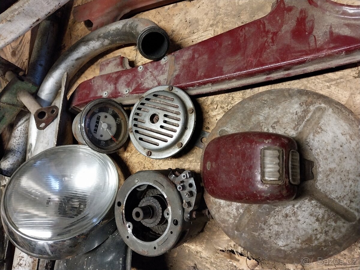 Jawa 250/353 kývačka díly - 7