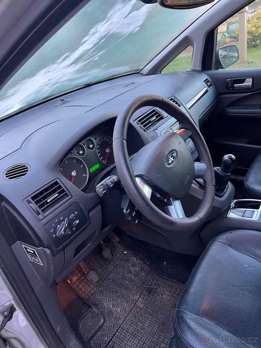 Prodám celé auto na náhradní díly - FORD FOCUS C-MAX - 7