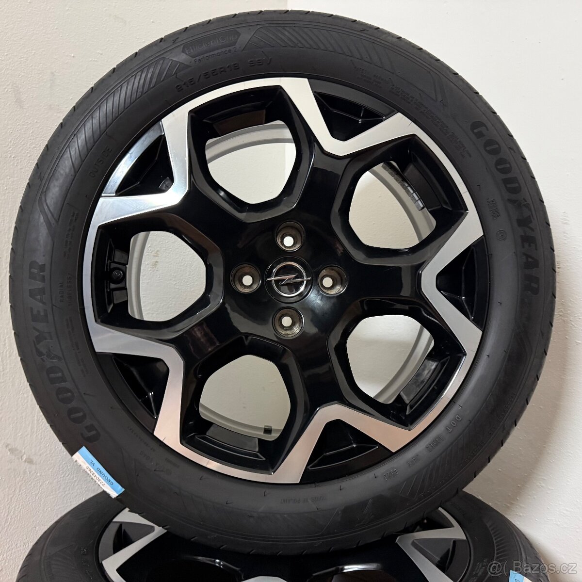 OPEL MOKKA 4x108 R18 ET35+LETNÍ 215/55R18 7mm - 7