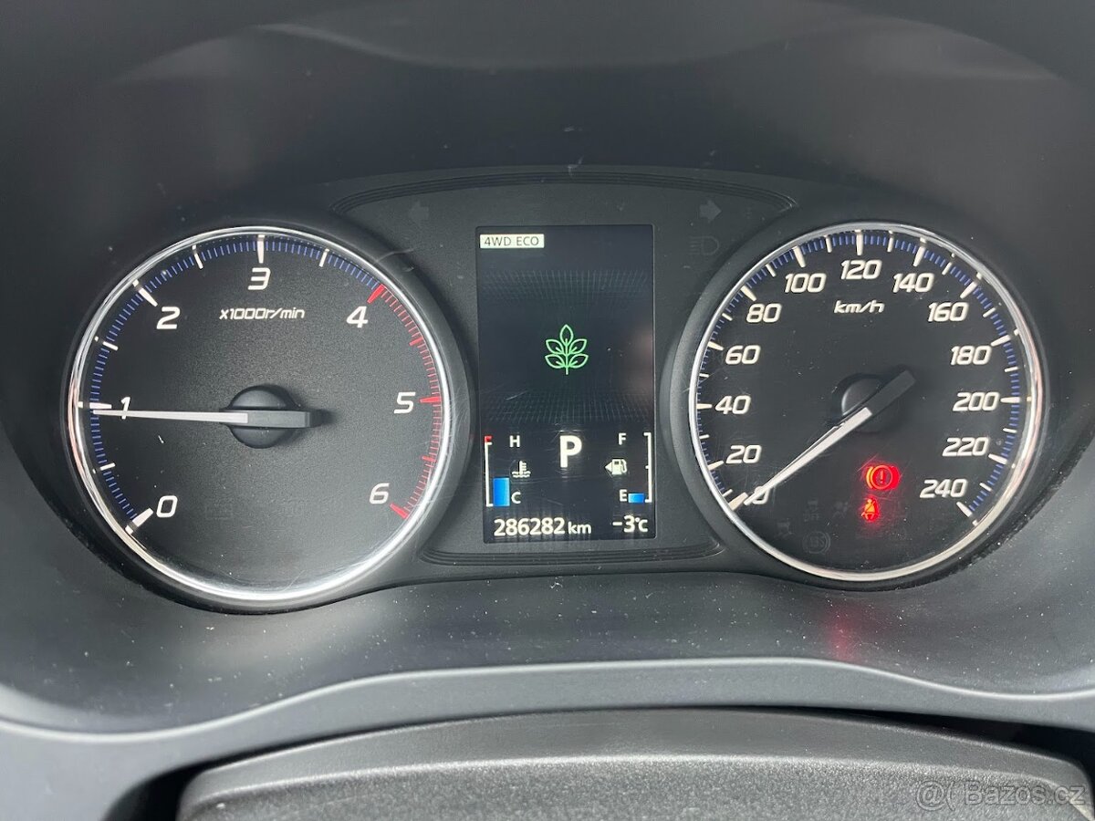 Mitsubishi Outlander, 2.2 D, automat, 4x4, 1.majitel - 7