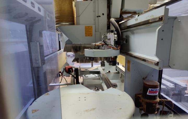 CNC obráběcí centrum WEEKE BMG 400 - 7