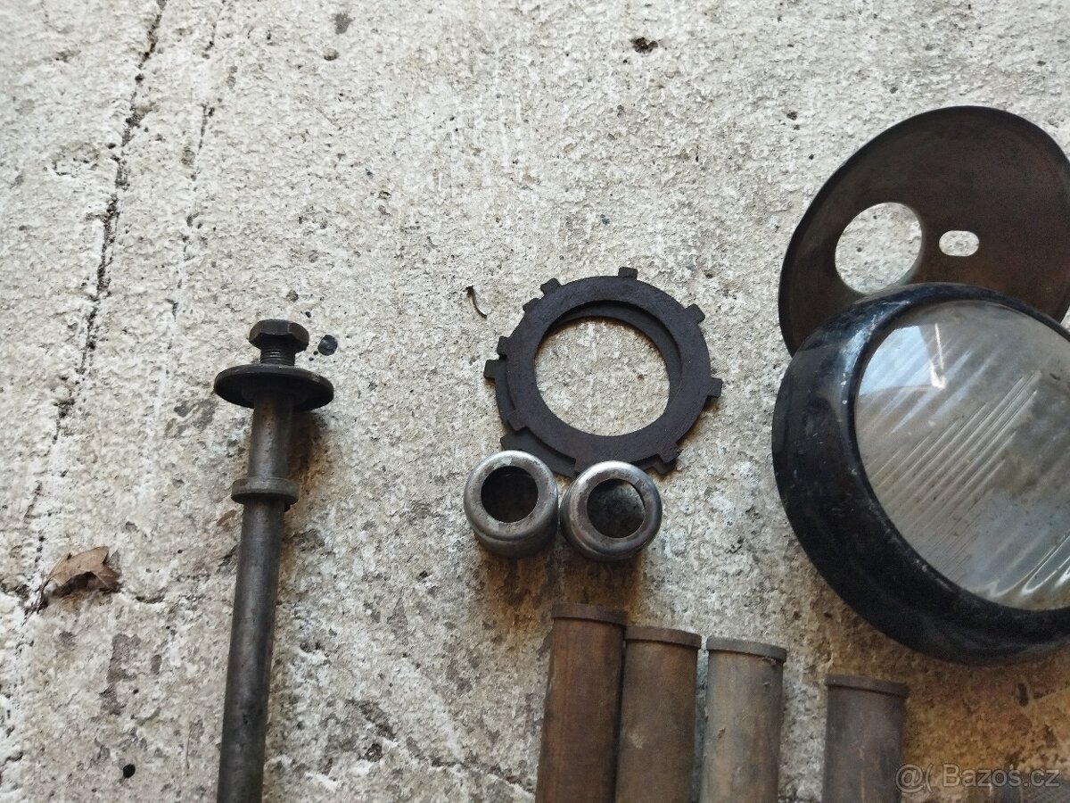 Prodám konvolut dílů na ČZ 150 C - 7