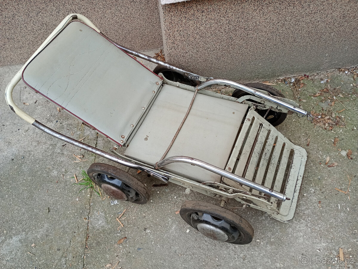 RETRO koloběžky a kočárek 60tky - 7