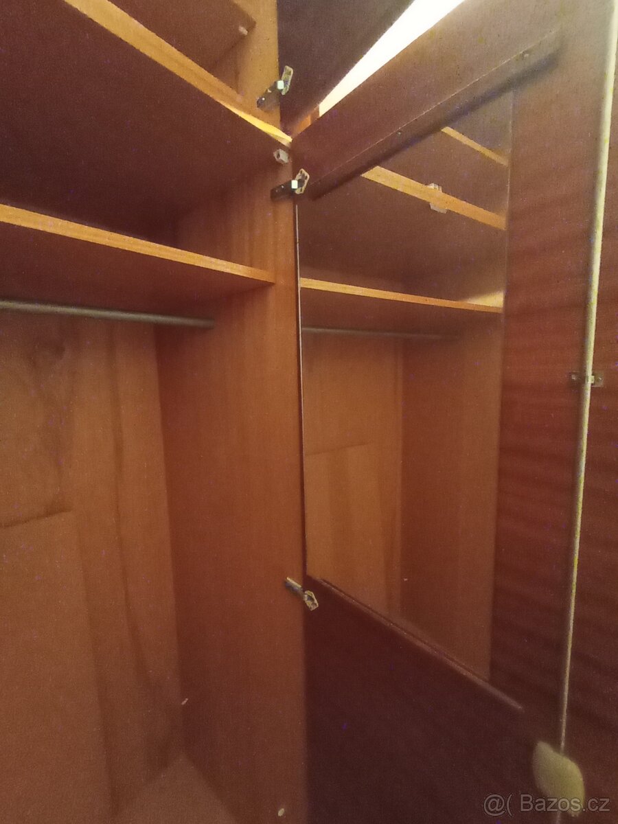 2 šatní skříně 10060180+43cm a šatní skříň 5060180+43cm - 7