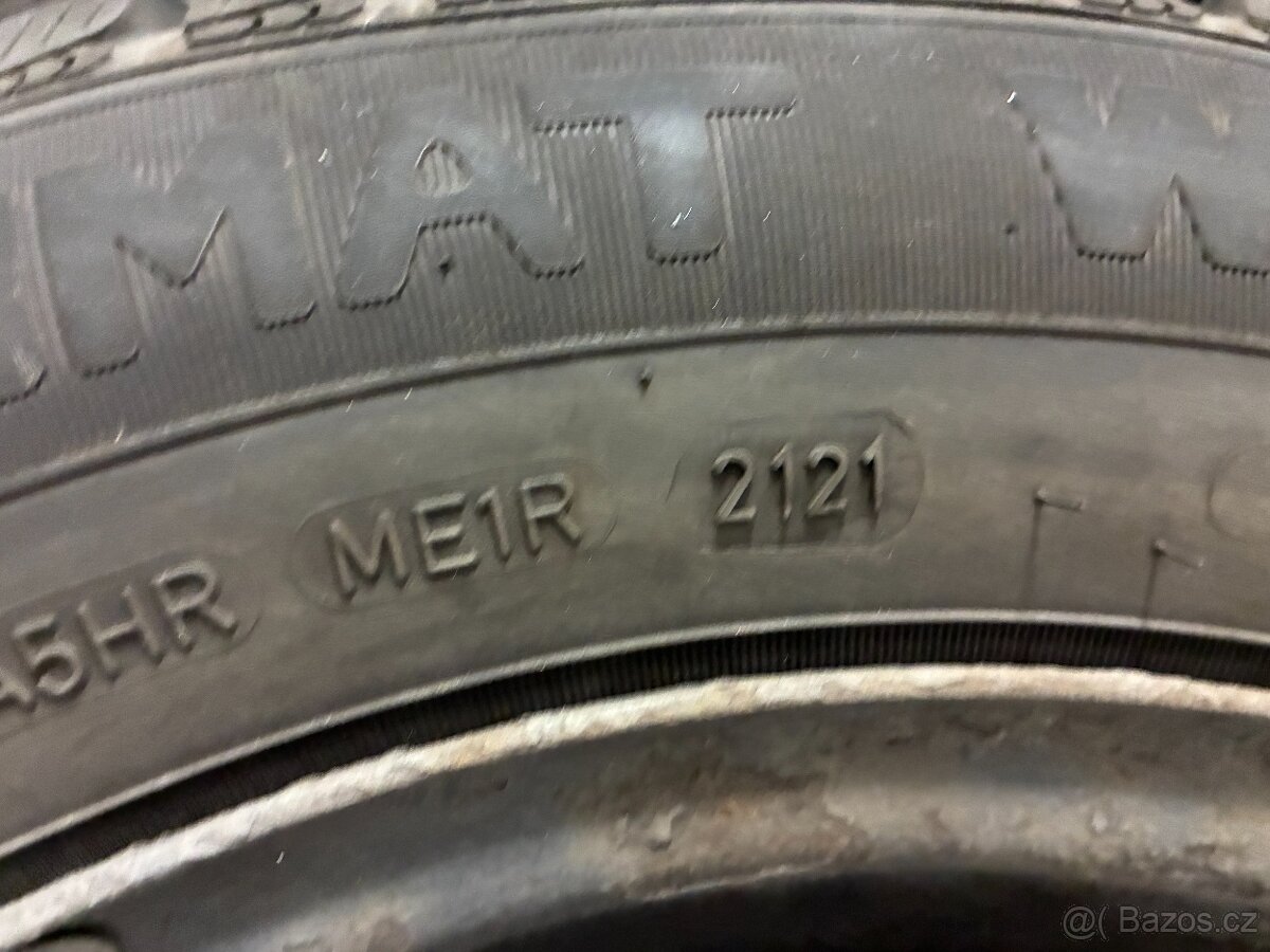 Zimní pneu Hyundai i20 + plechový disk, cena za 1 ks - 7