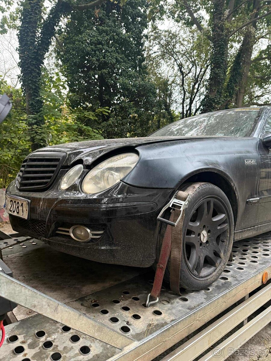 Náhradní díly Mercedes e220 w211 - 7