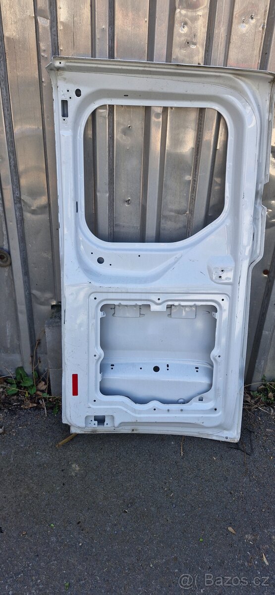 Leve zadni dvere ford transit custom - 7