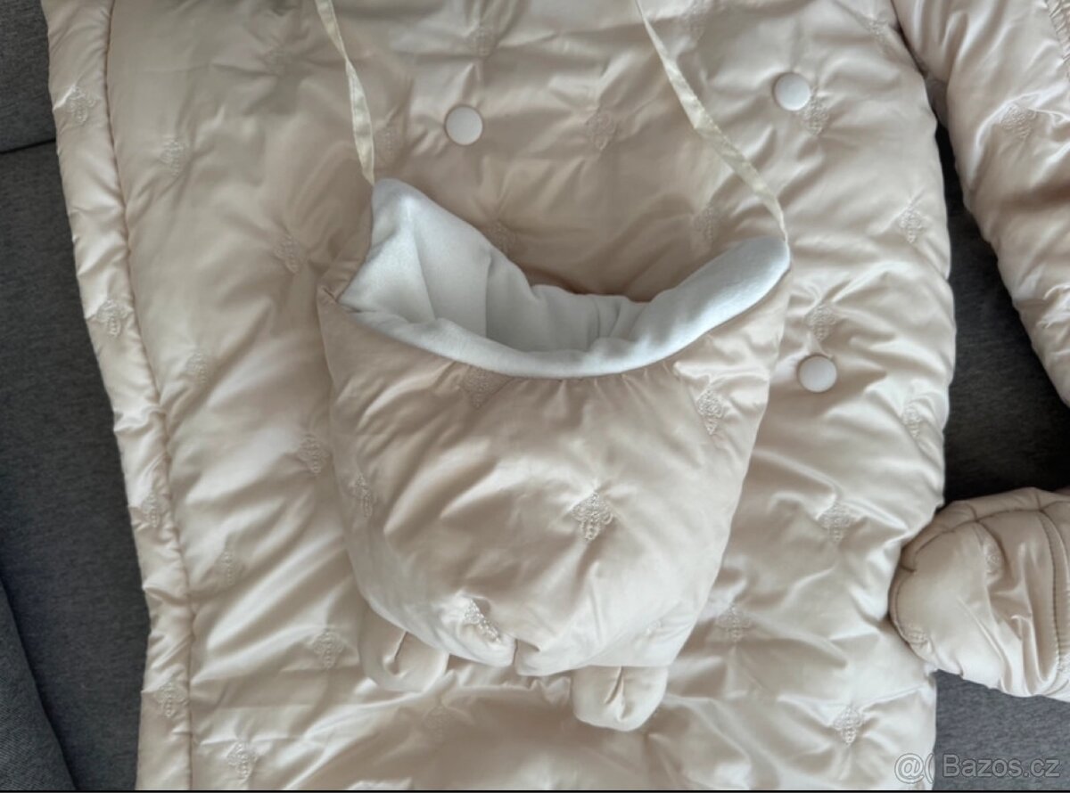 Do kočárku kombinéza, overal čepice - 7