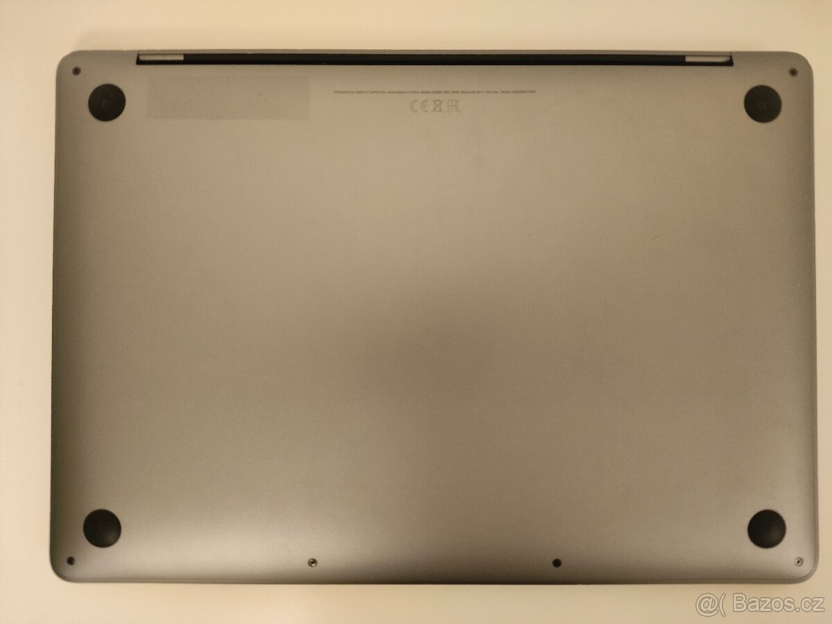 MacBook Pro 13" 2020 | i5 • 8GB • 256GB SSD - 7