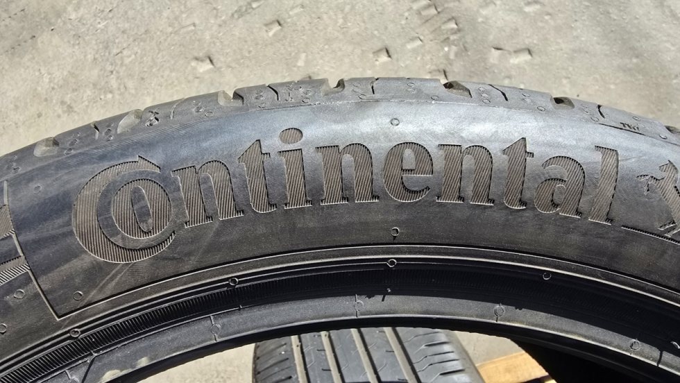 Letní pneu 245/40/18 Continental - 7