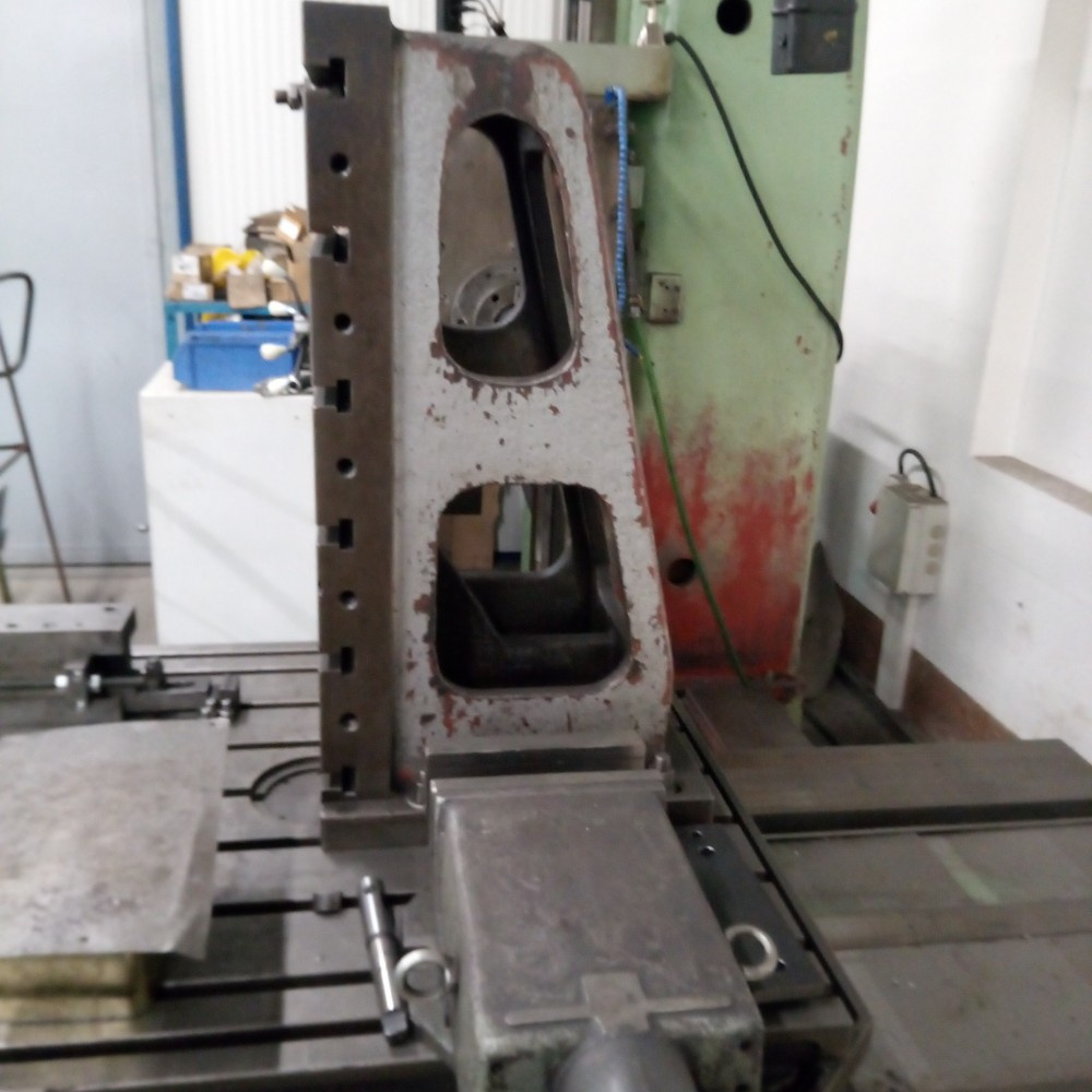 Vodorovná vyvrtávačka WH 80 - 7