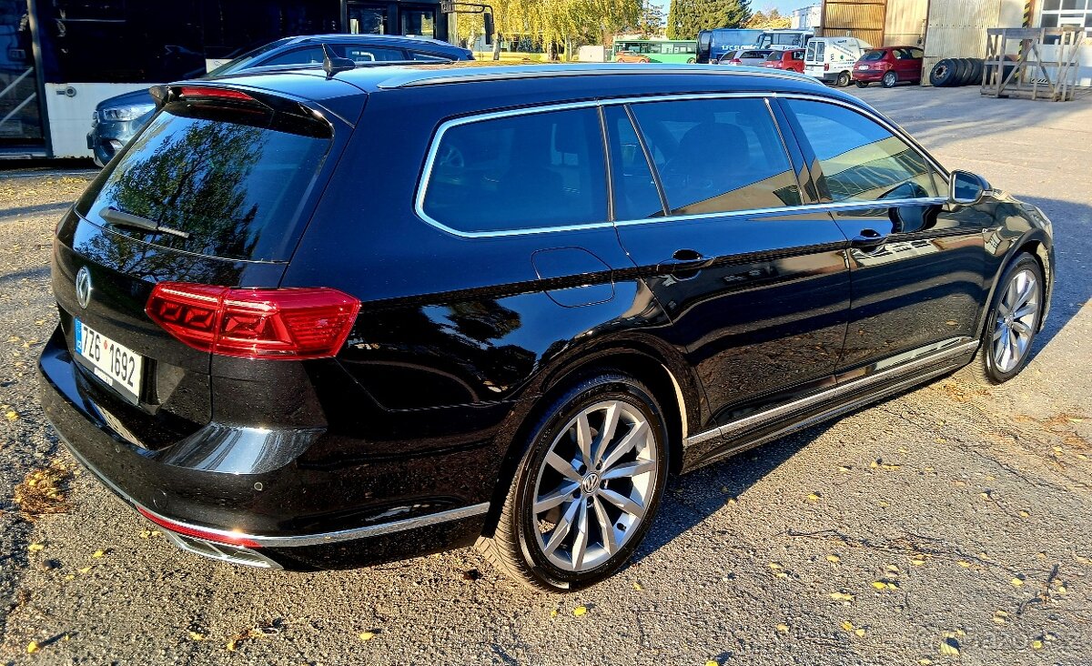Passat 2.0 tdi dsg R-Line MATRIX,MASÁŽ,VIRTUÁL. - 7