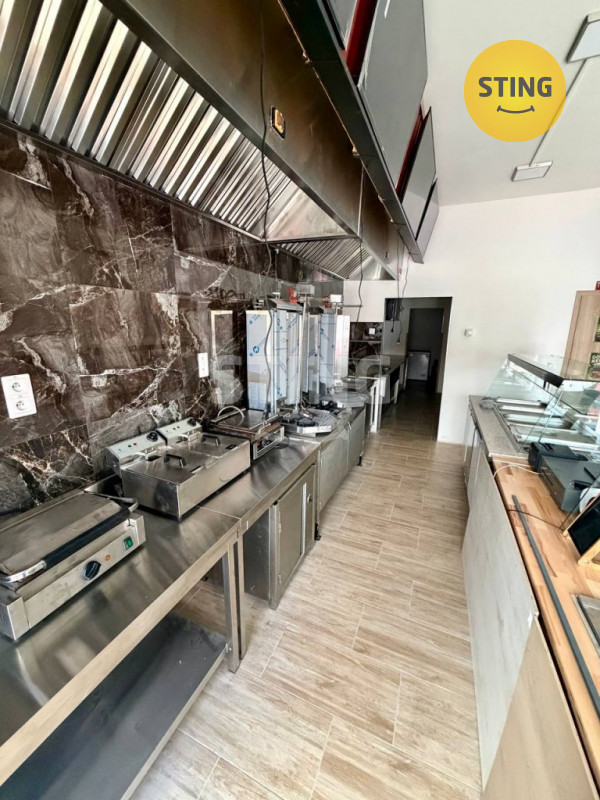 Pronájem komerčního prostoru s možnosti bydlení, 134635 - 7