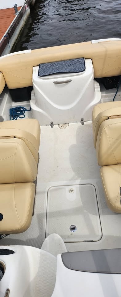 motorový člun Bayliner 602 CUDY - 7