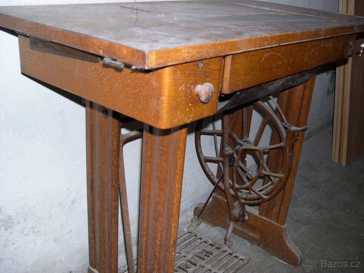Šicí stroj Singer, ponořovací - 7
