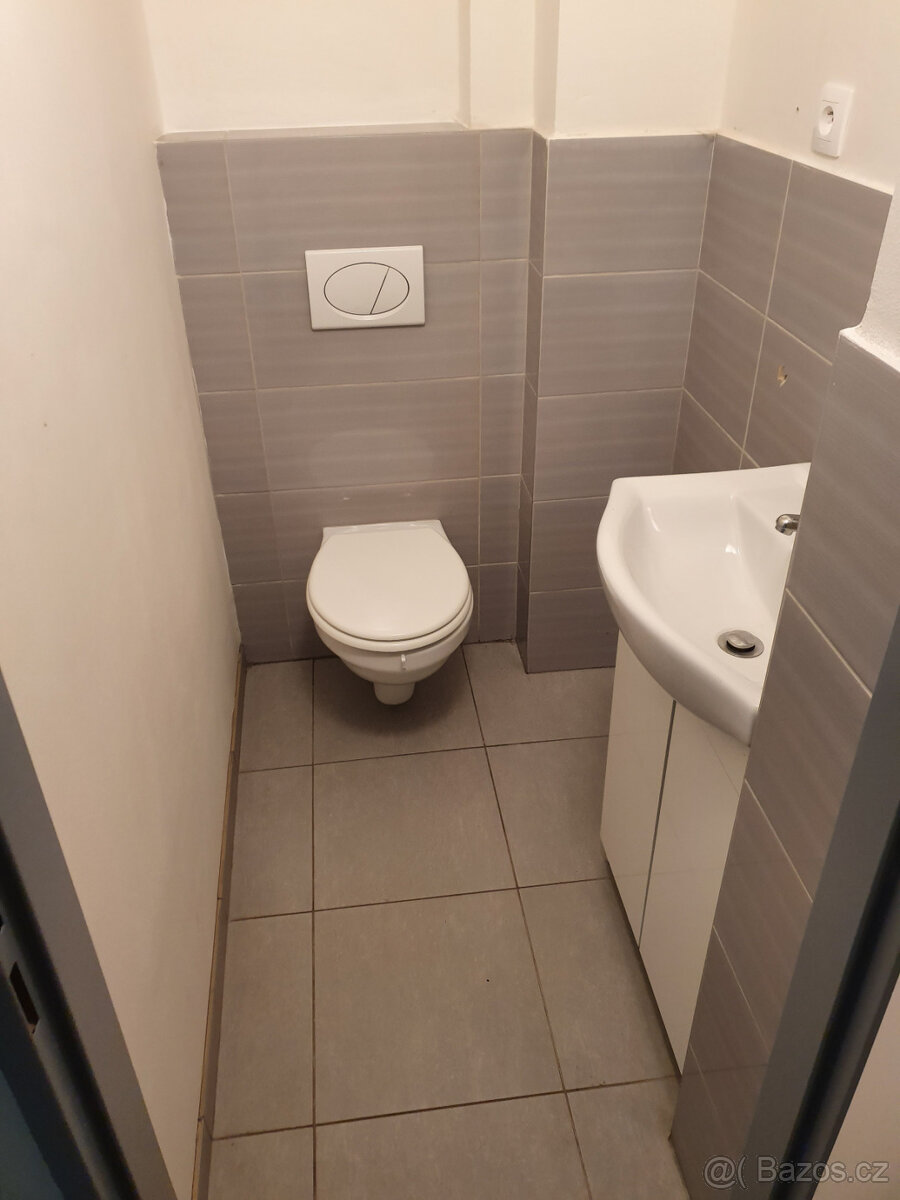 Pronájem komerčního objektu 96 m2, PV-Strančice, ul. Průmysl - 7