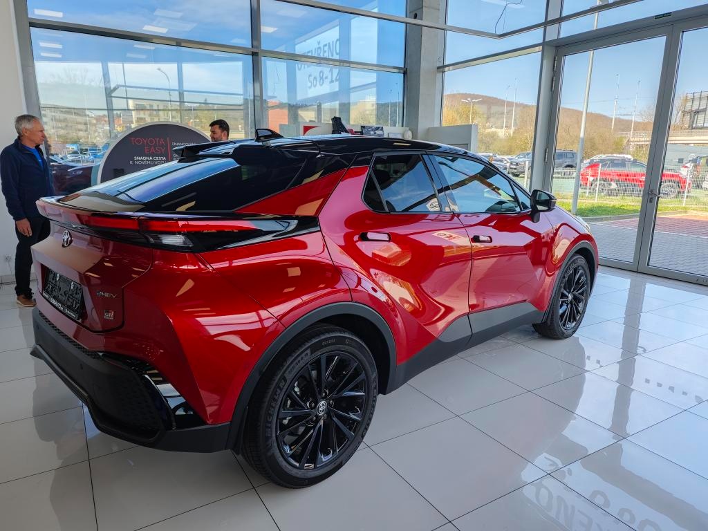 Toyota C-HR GR SPORT 2.0 HEV Hybrid - 7