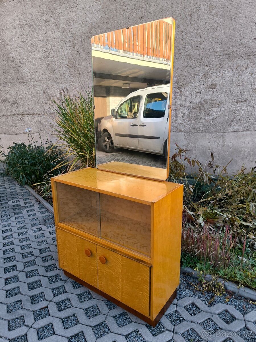 Retro skříňka/komoda UP Závody Bučovice - 60. léta č.2 - 7