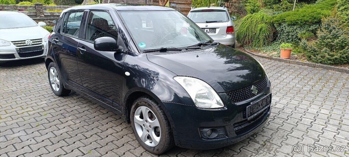 SUZUKI SWIFT 4x4 1.3 plná výbava - 7