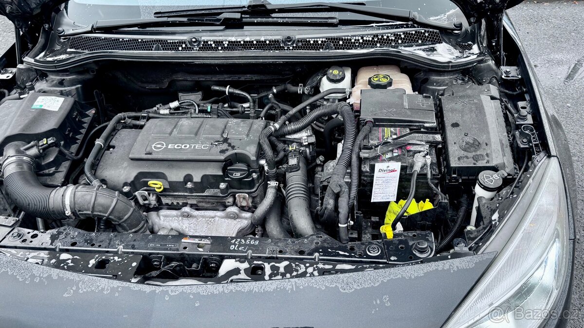 Opel Astra J 2012 - 7