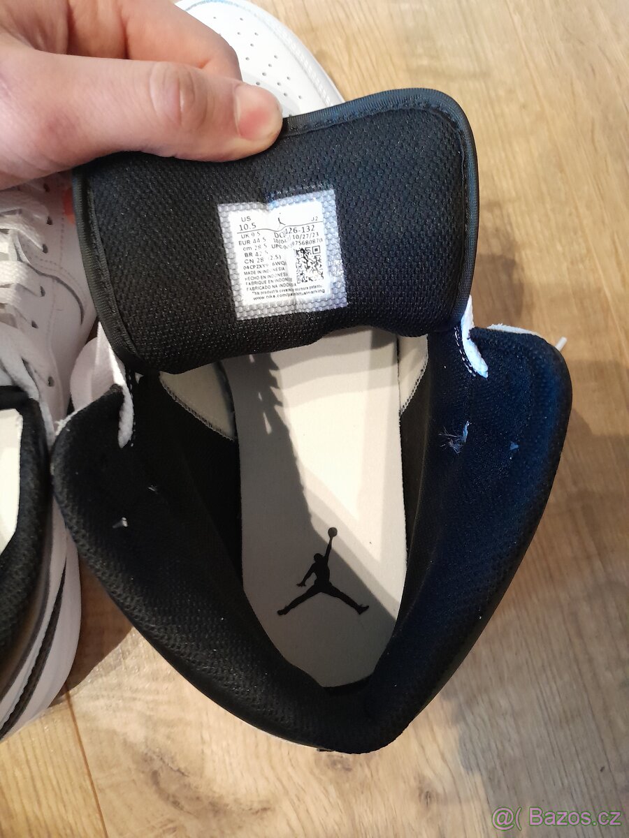 Nike Air Jordan 1 - 7