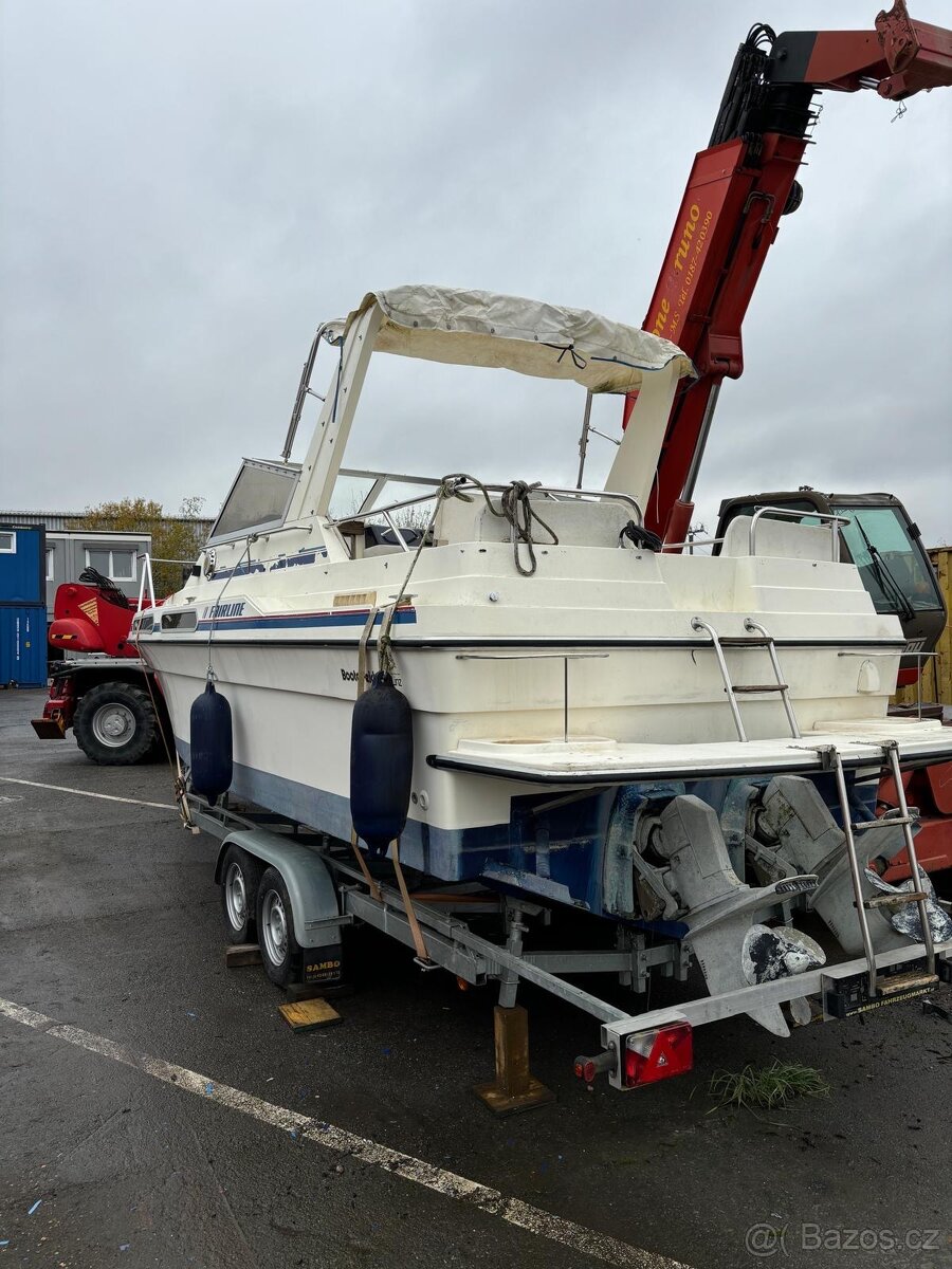 Motorová loď Fairline 24 Carrera, 2 x Volvo Penta motor - 7