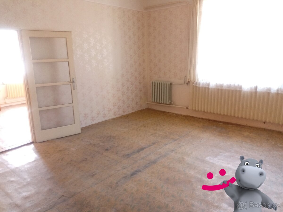 Prodej vícegeneračního domu, užitná plocha 846 m², na pozemk - 7