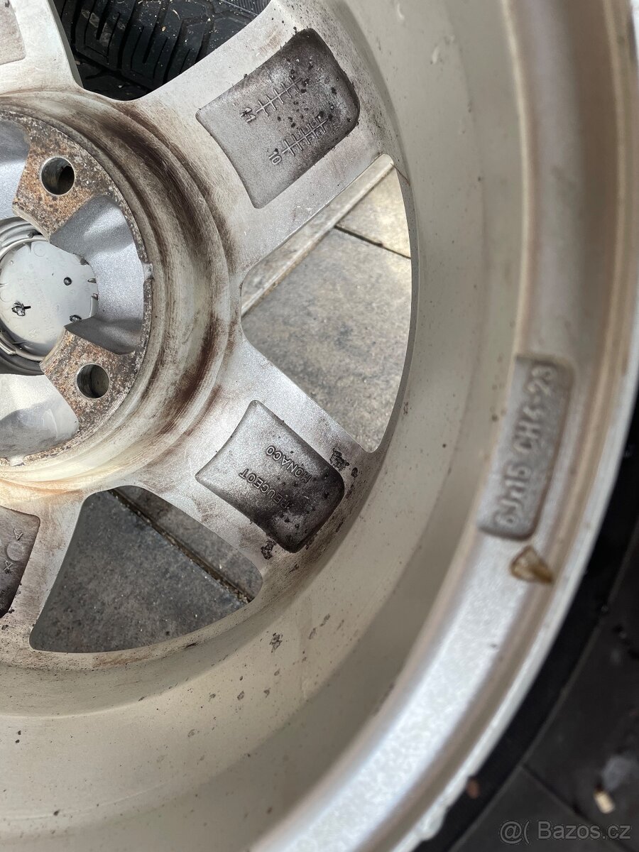 Prodám alu peugot r15 - 7