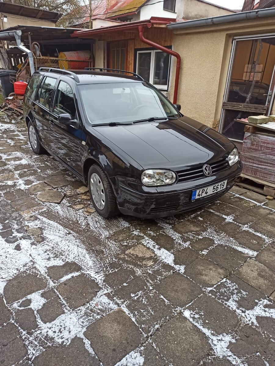 VW Golf 4 Variant 1.6 SR r.v. 2000 - 7