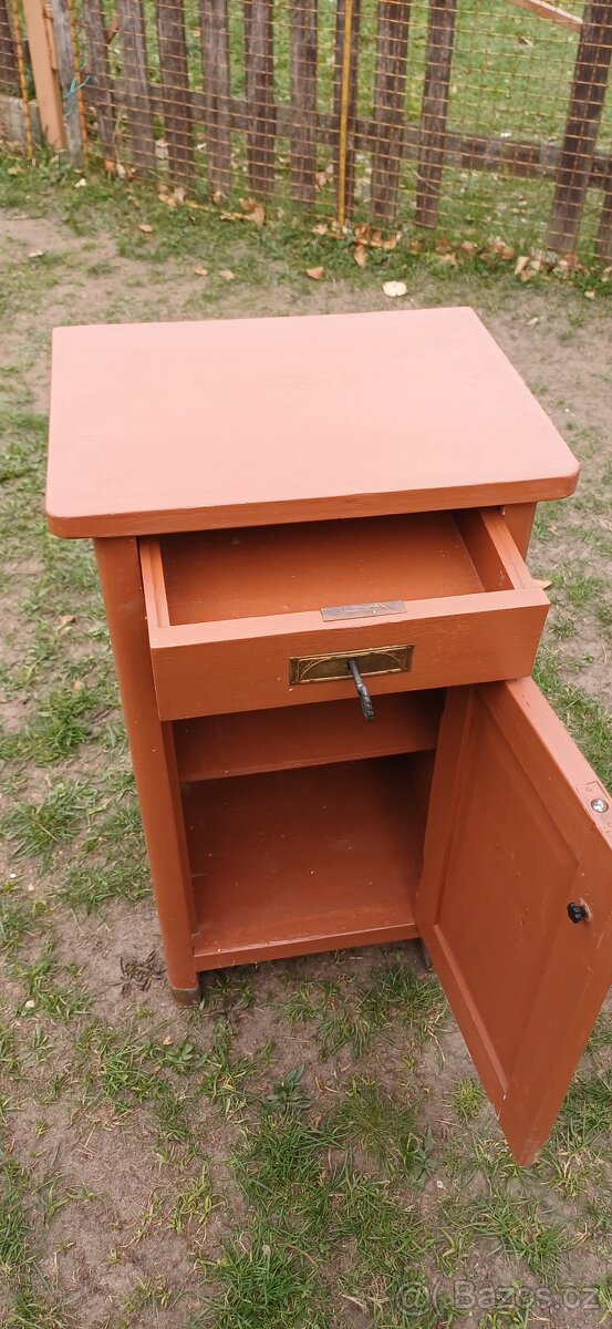 Komoda + noční stolek - 7