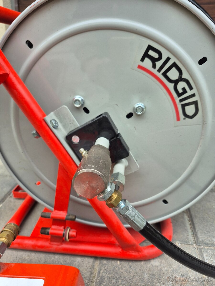 RIDGID KJ 3100 Naviják s hadicou - 7