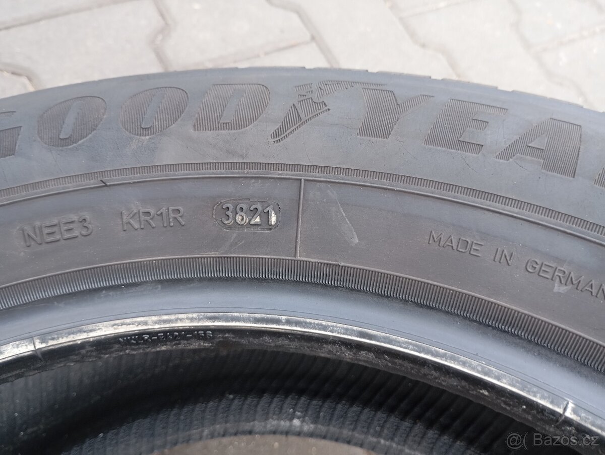 215/65/17 zimní pneu goodyear - 7