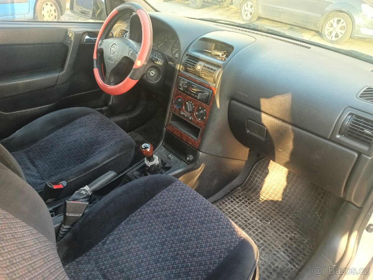 Opel Astra - 7