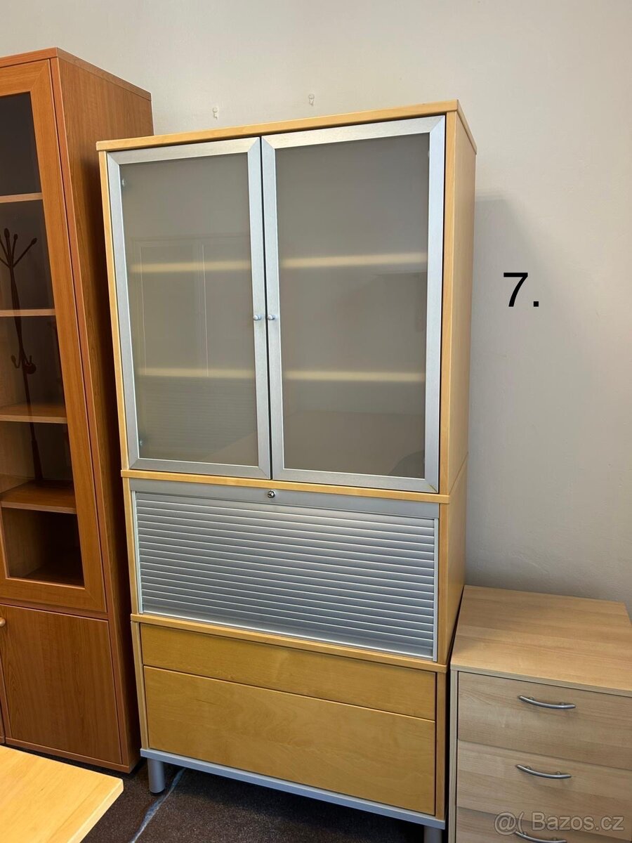 Nábytek z kanceláře vše je jednotlivě k prodeji - 7