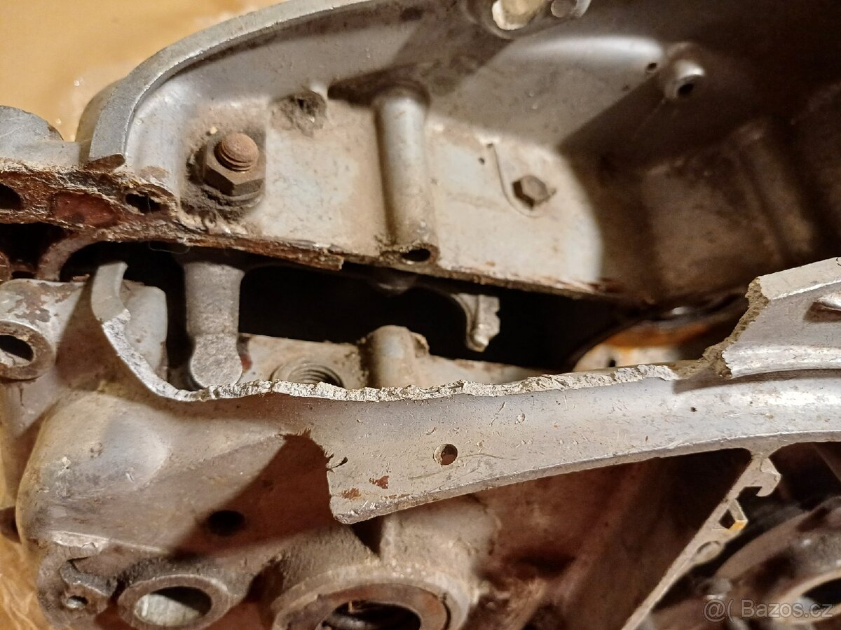 Prodám kartery ČZ150C - 7