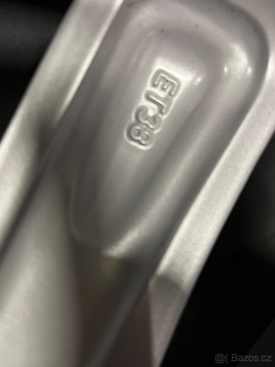 Zimní alu kola Volkswagen Arteon R17 Marstrand 215/55/17 - 7